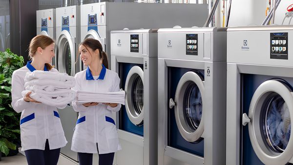 How Smart Laundry Solutions Help the Hospitality Industry Save Energy Costs